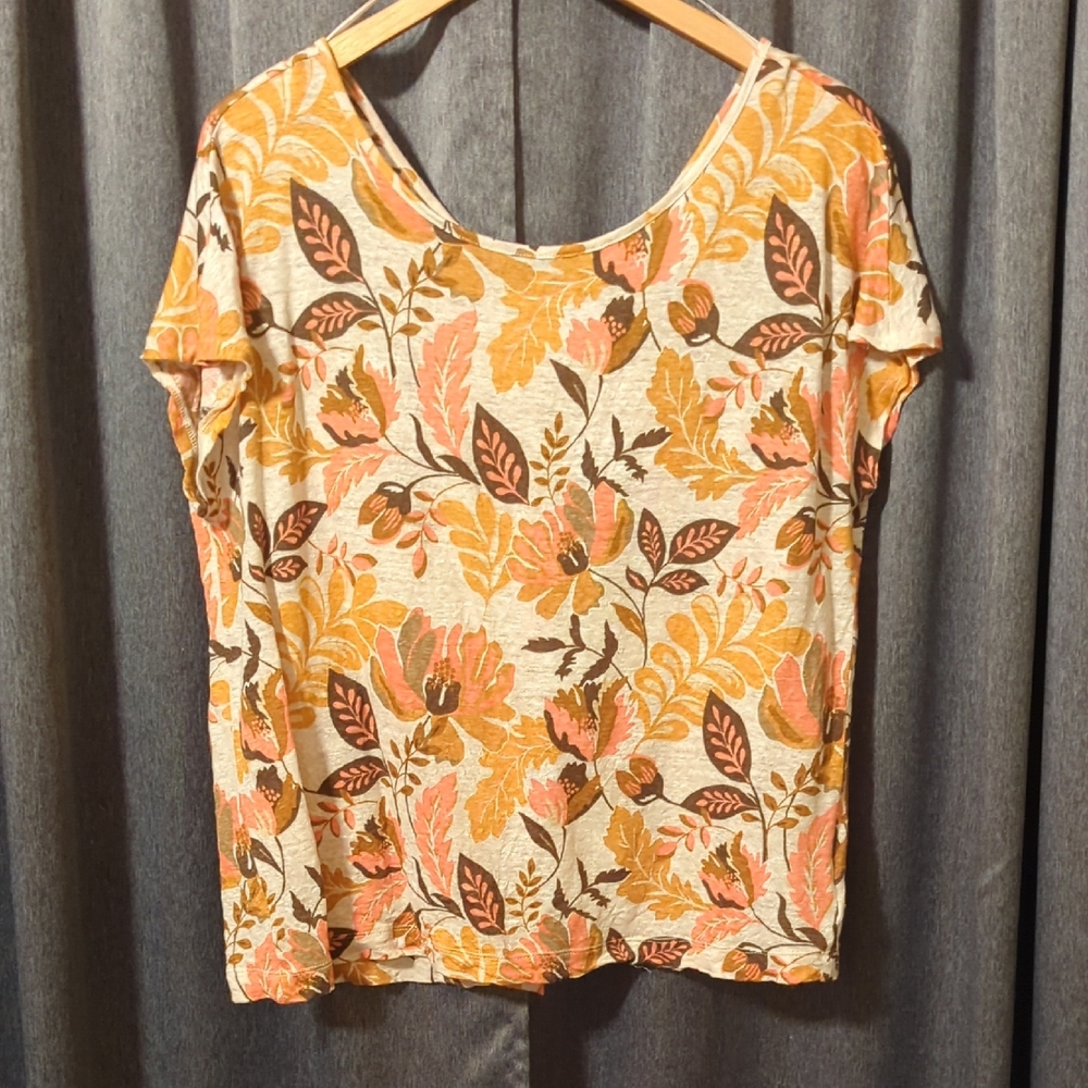Rachel Zoe 100% Linen Slub Knit Back Button Placket Tee